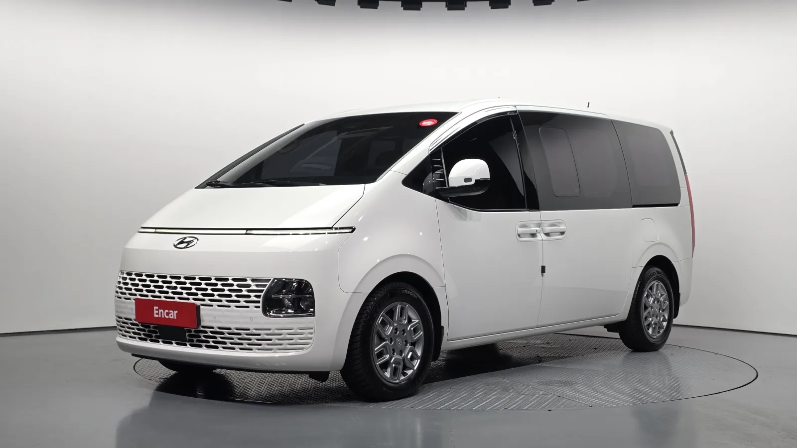 2022 Hyundai Staria
