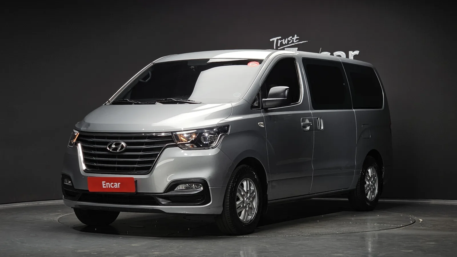 2020 Hyundai Starex