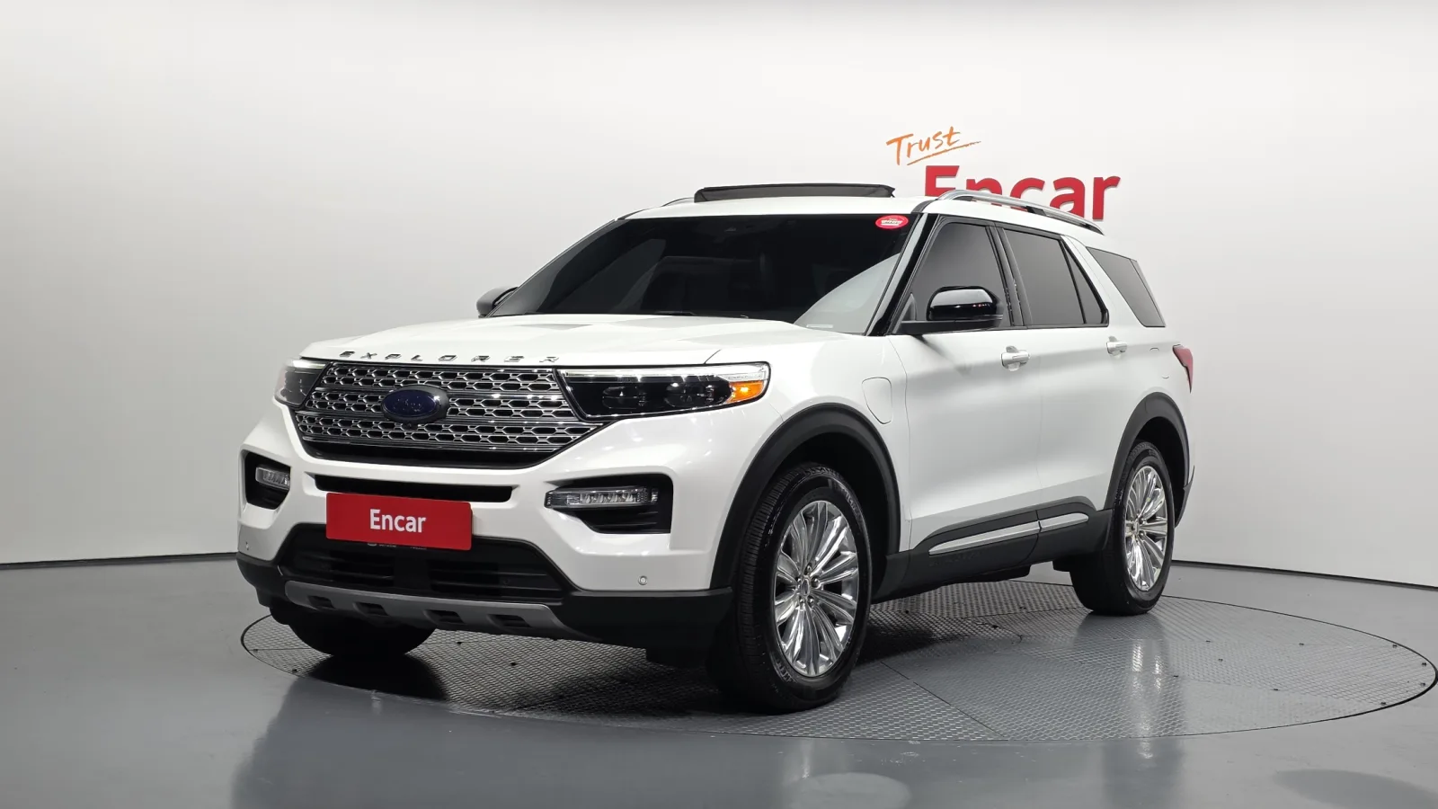 2020 Ford Explorer