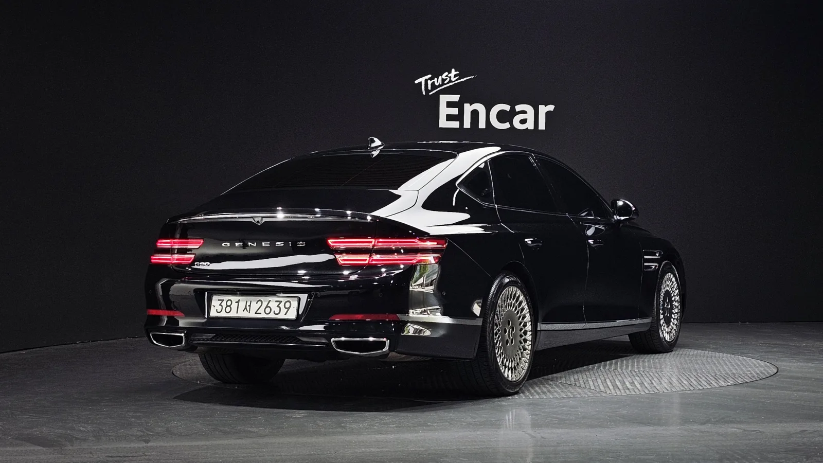 2023 Genesis G80