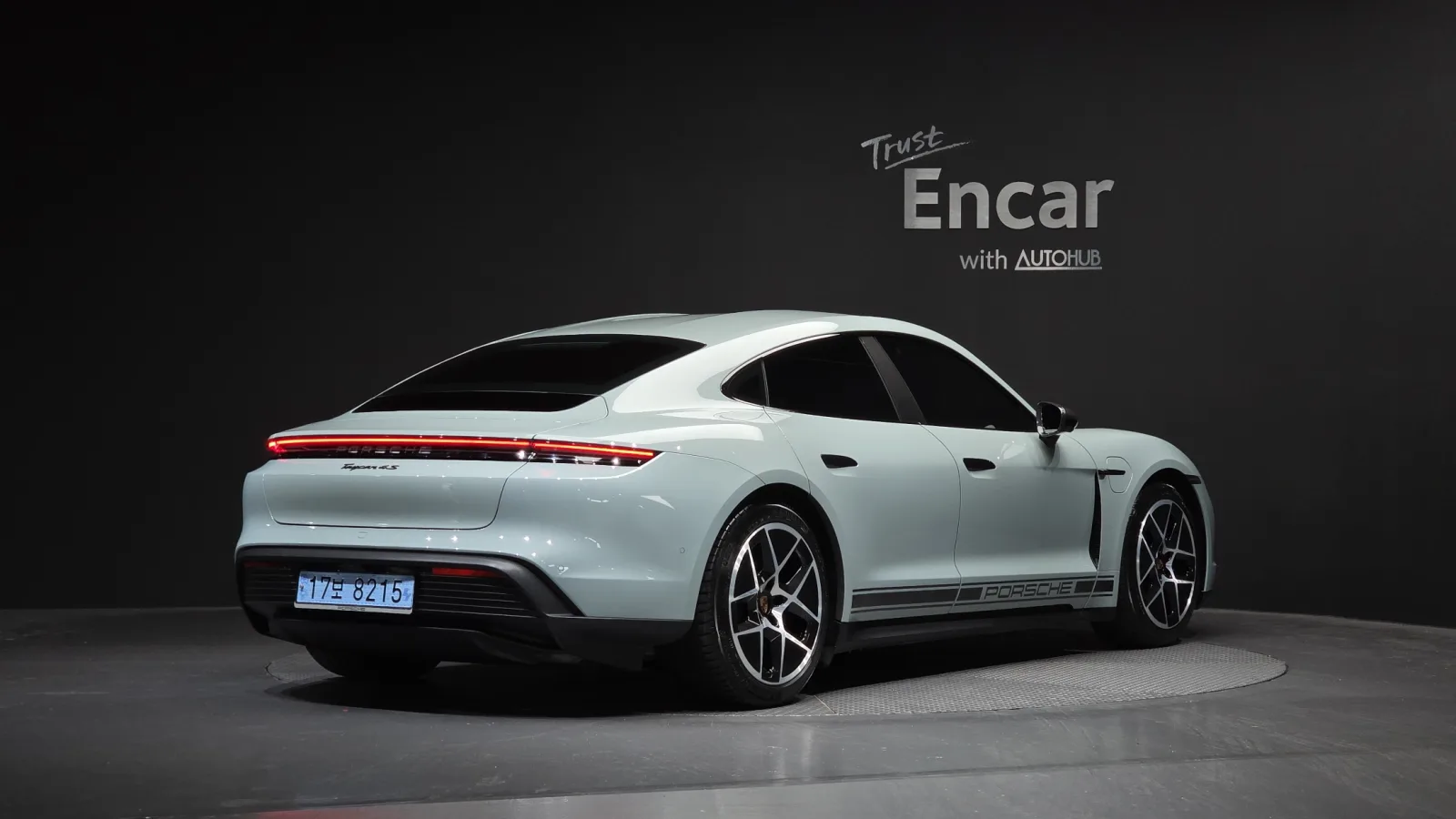 2025 Porsche Taycan