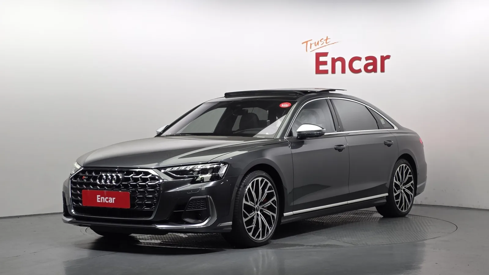 2025 Audi S8
