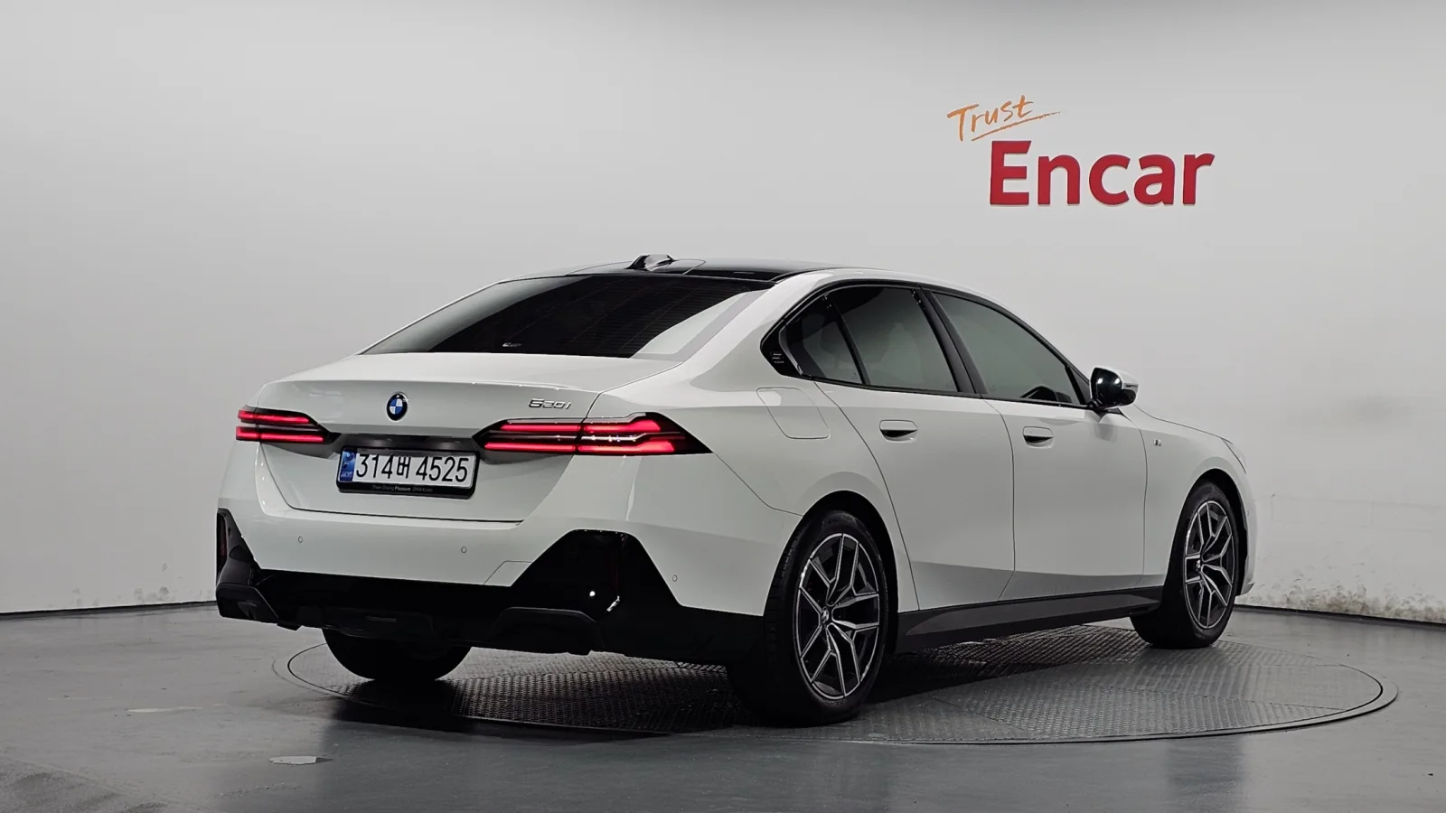 2024 BMW 5-Series