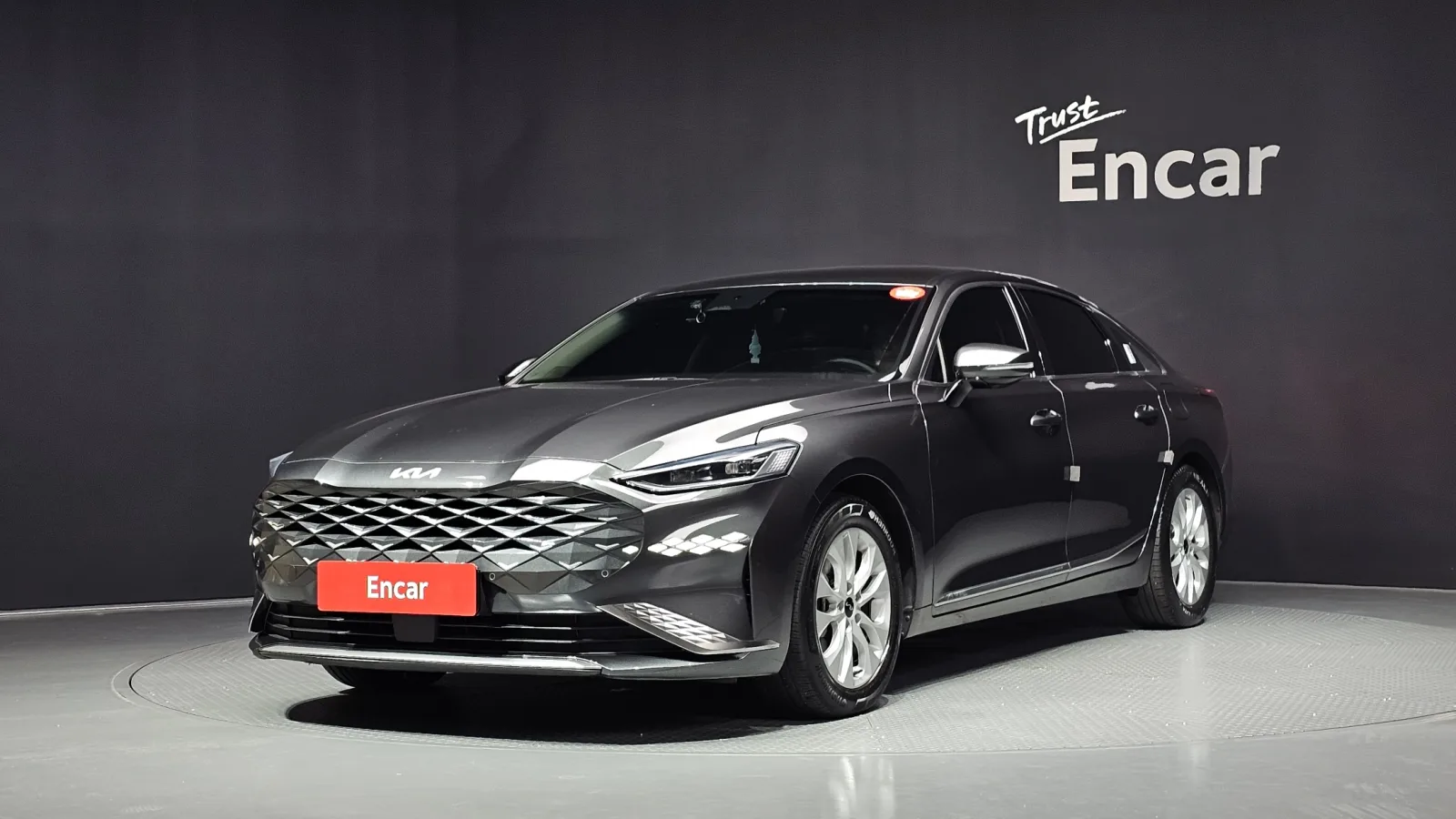 2022 Kia K8