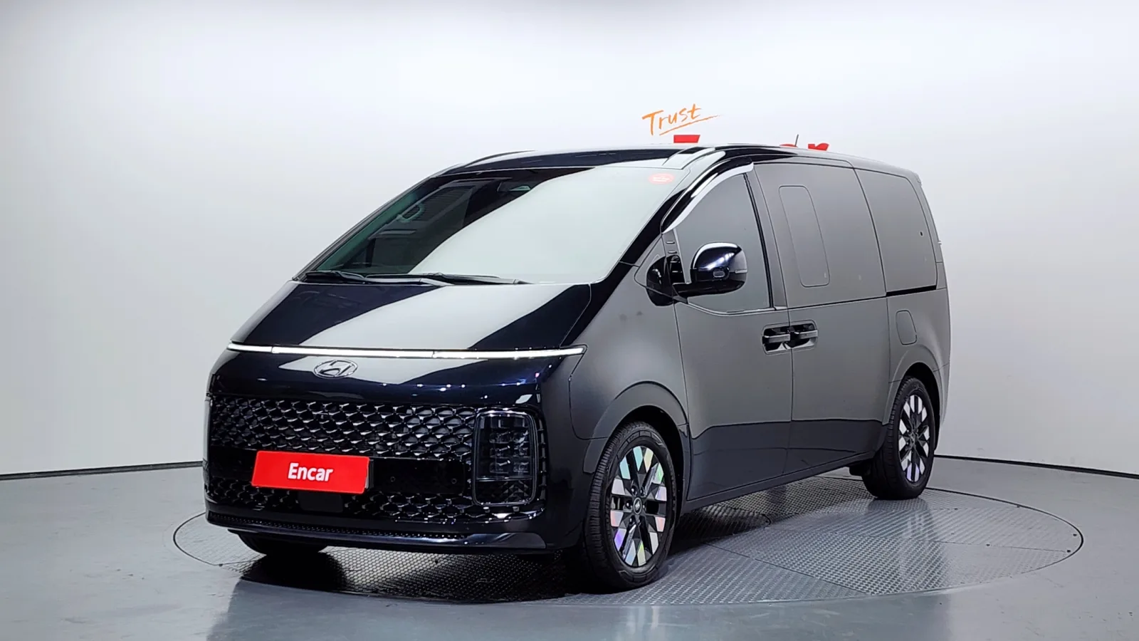 2022 Hyundai Staria