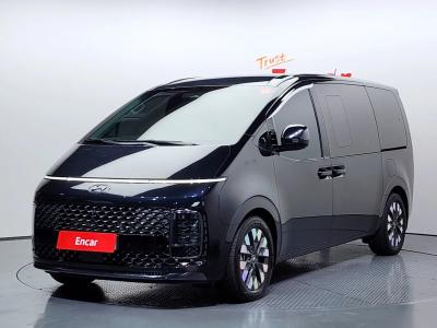 2022 Hyundai Staria