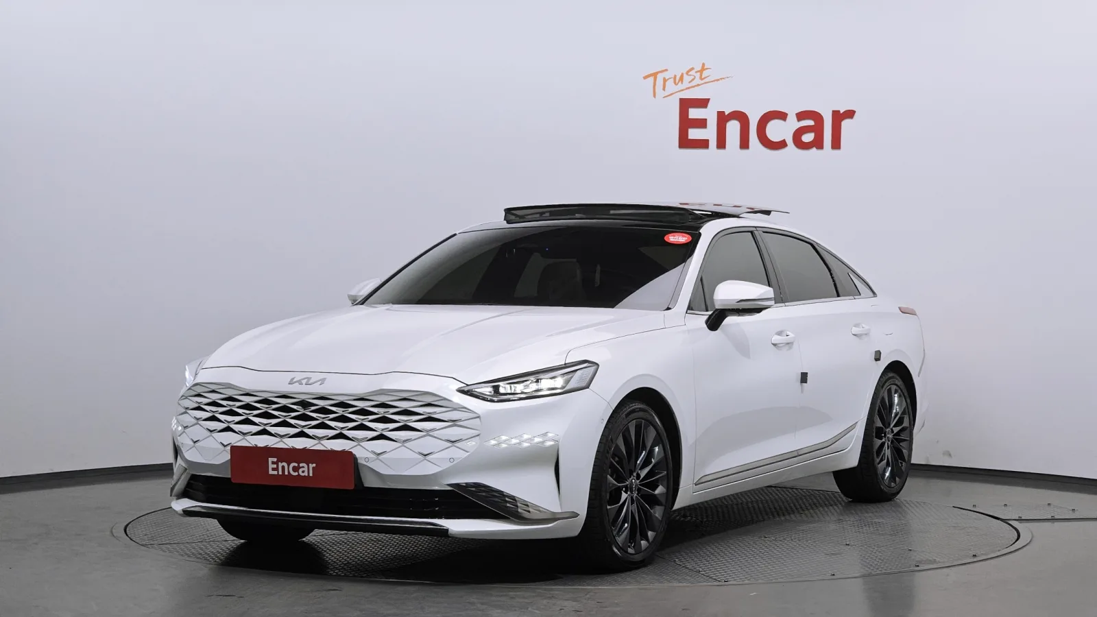 2023 Kia K8