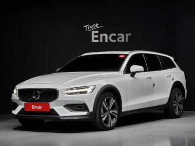 2021 Volvo V60