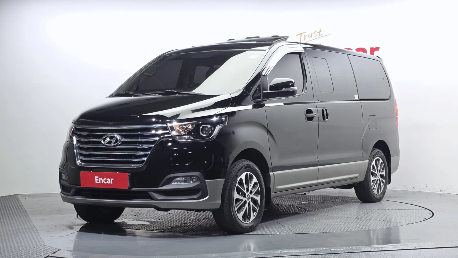 2020 Hyundai Starex