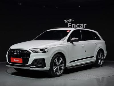 2022 Audi Q7