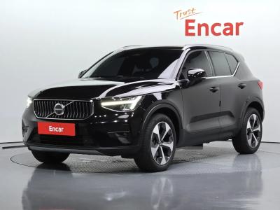 2023 Volvo XC40
