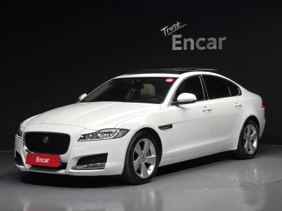 2018 Jaguar XF