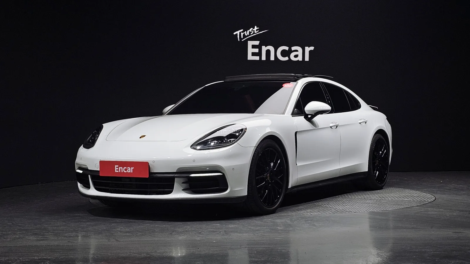 2020 Porsche Panamera