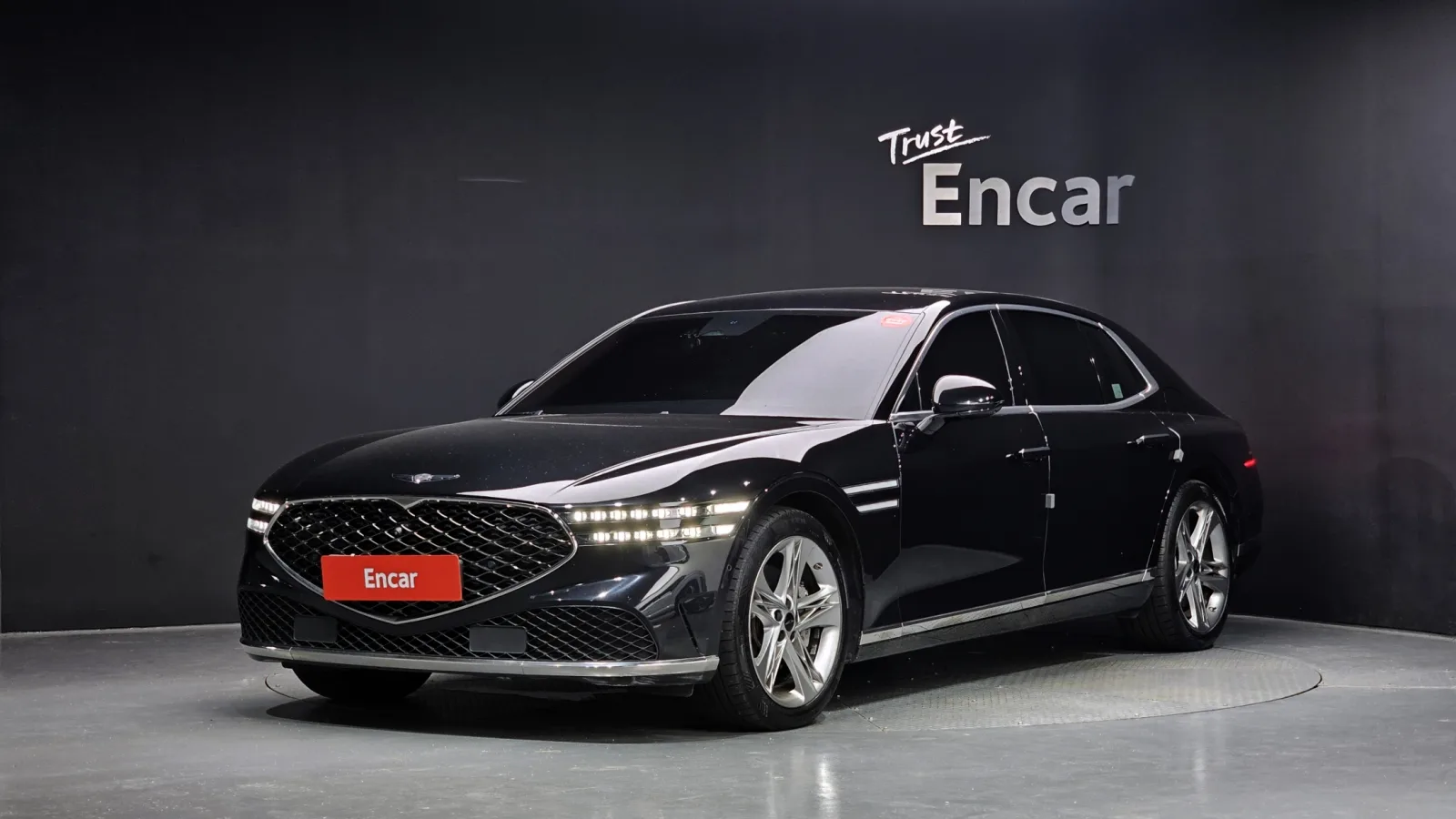 2022 Genesis G90