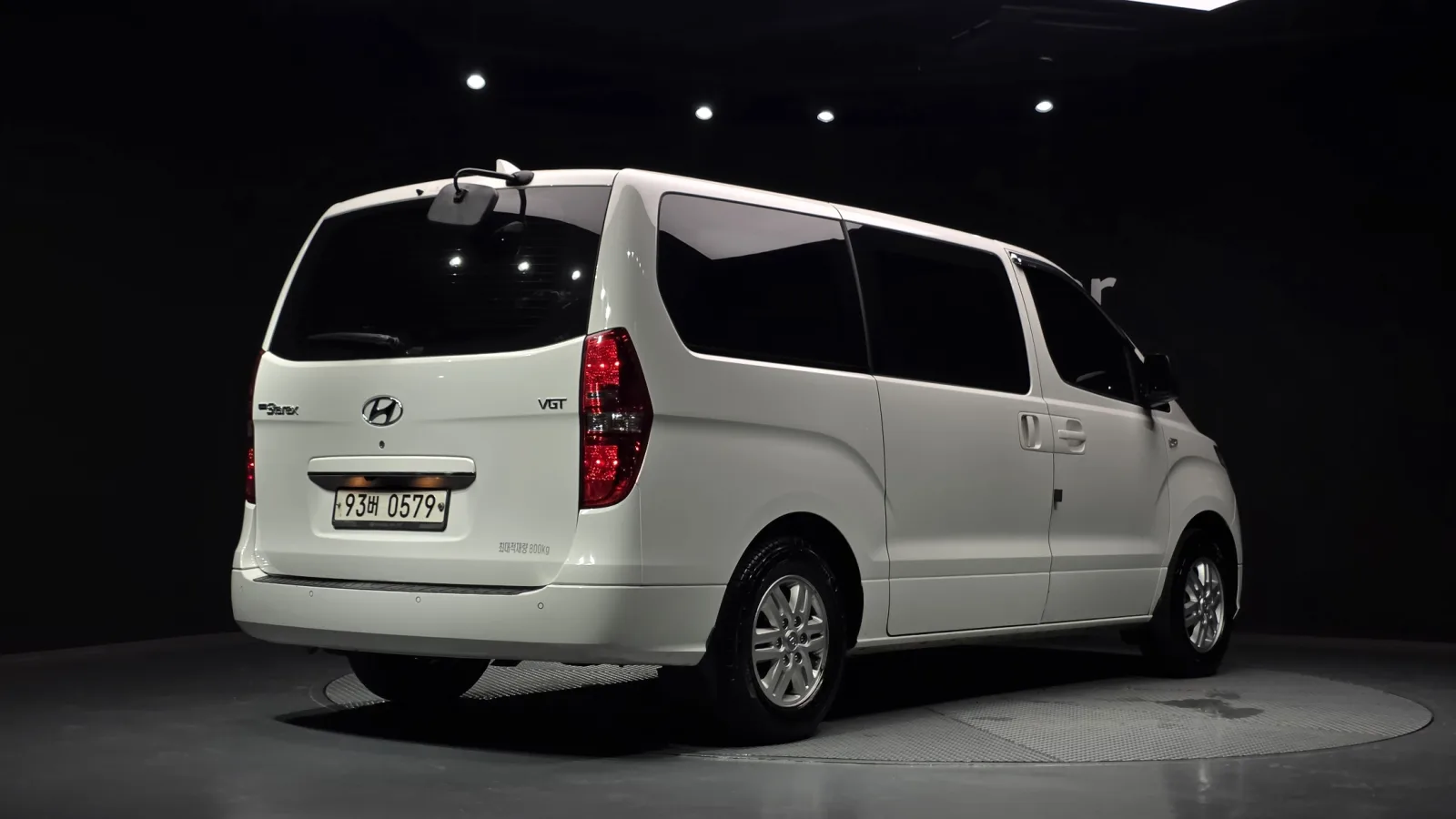 2021 Hyundai Starex