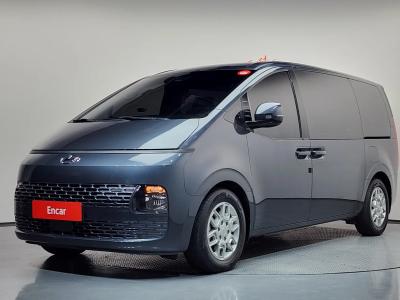 2022 Hyundai Staria