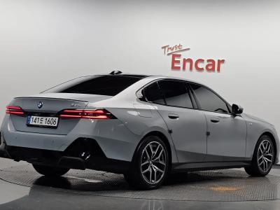 2025 BMW 5-Series