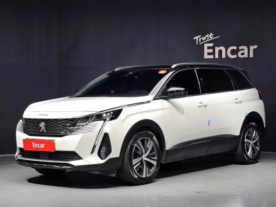 2022 Peugeot 5008