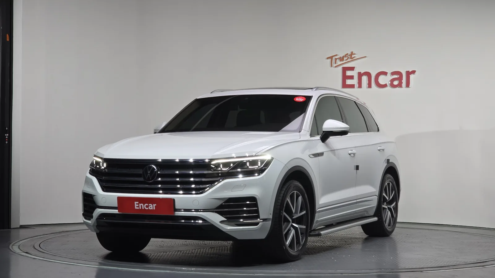 2023 Volkswagen Touareg