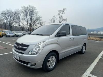 2010 Hyundai Starex