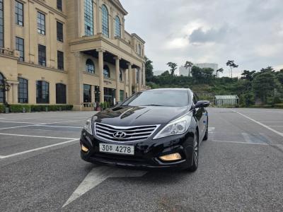 2012 Hyundai Grandeur
