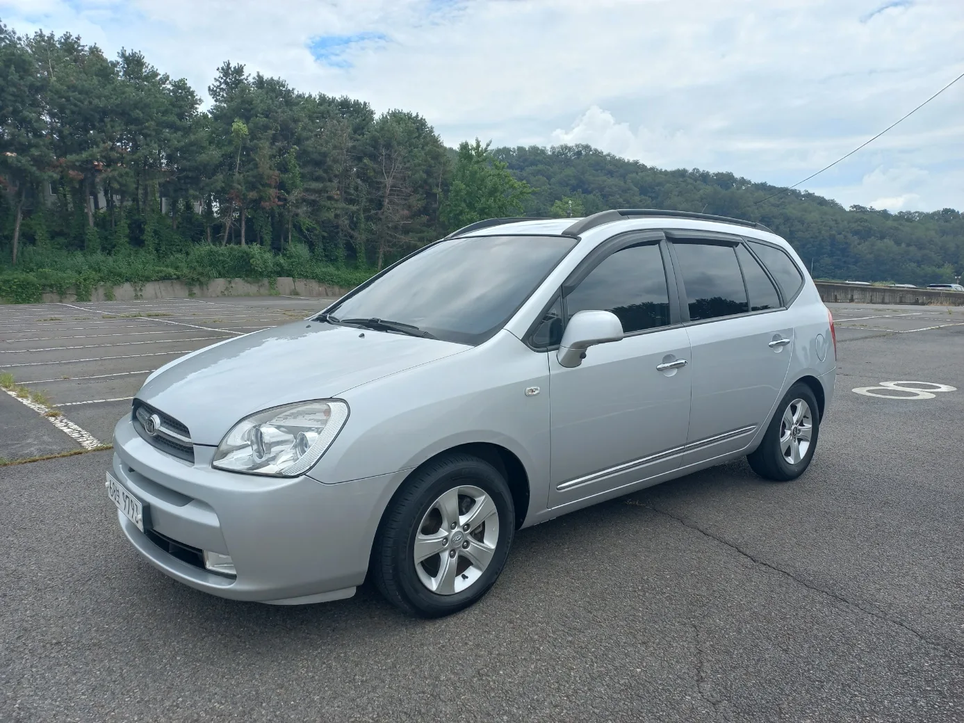 2008 Kia Carens