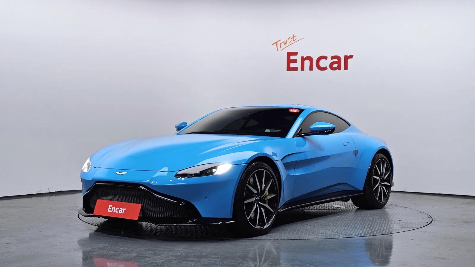 2019 Aston Martin Vantage