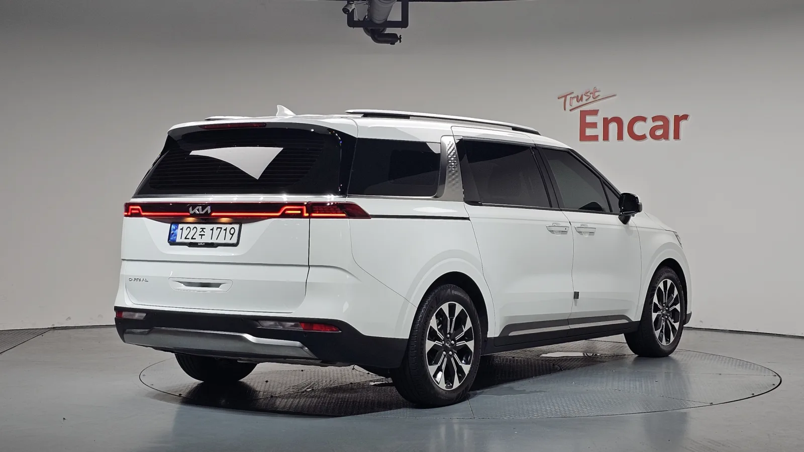2023 Kia Carnival
