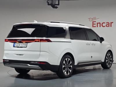 2023 Kia Carnival