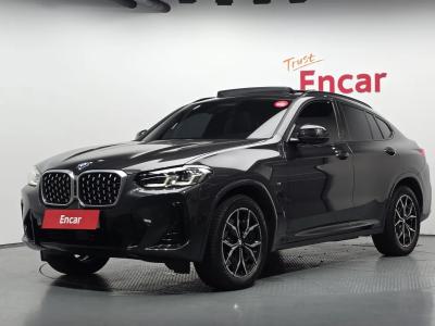 2023 BMW X4