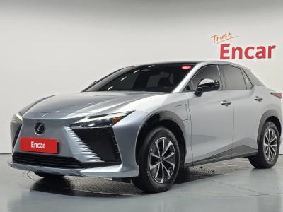2023 Lexus RZ
