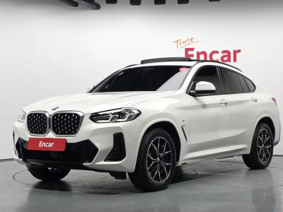 2022 BMW X4
