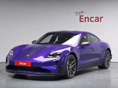 2025 Porsche Taycan