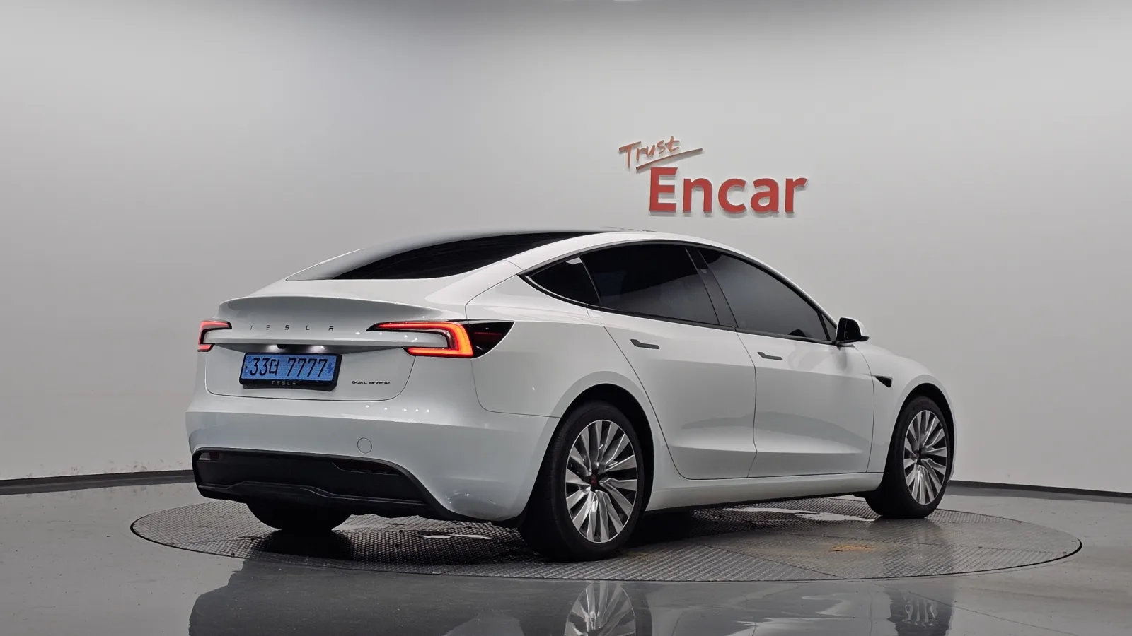 2024 Tesla Model 3