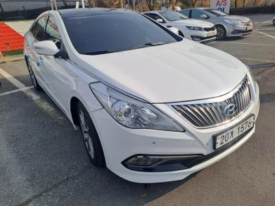 2015 Hyundai Grandeur