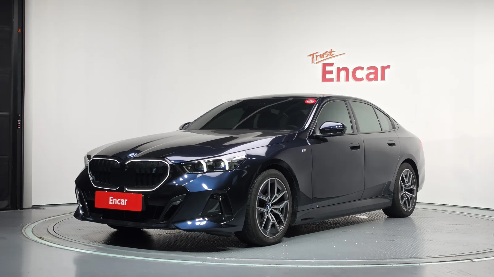 2024 BMW i5