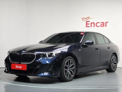 2024 BMW i5