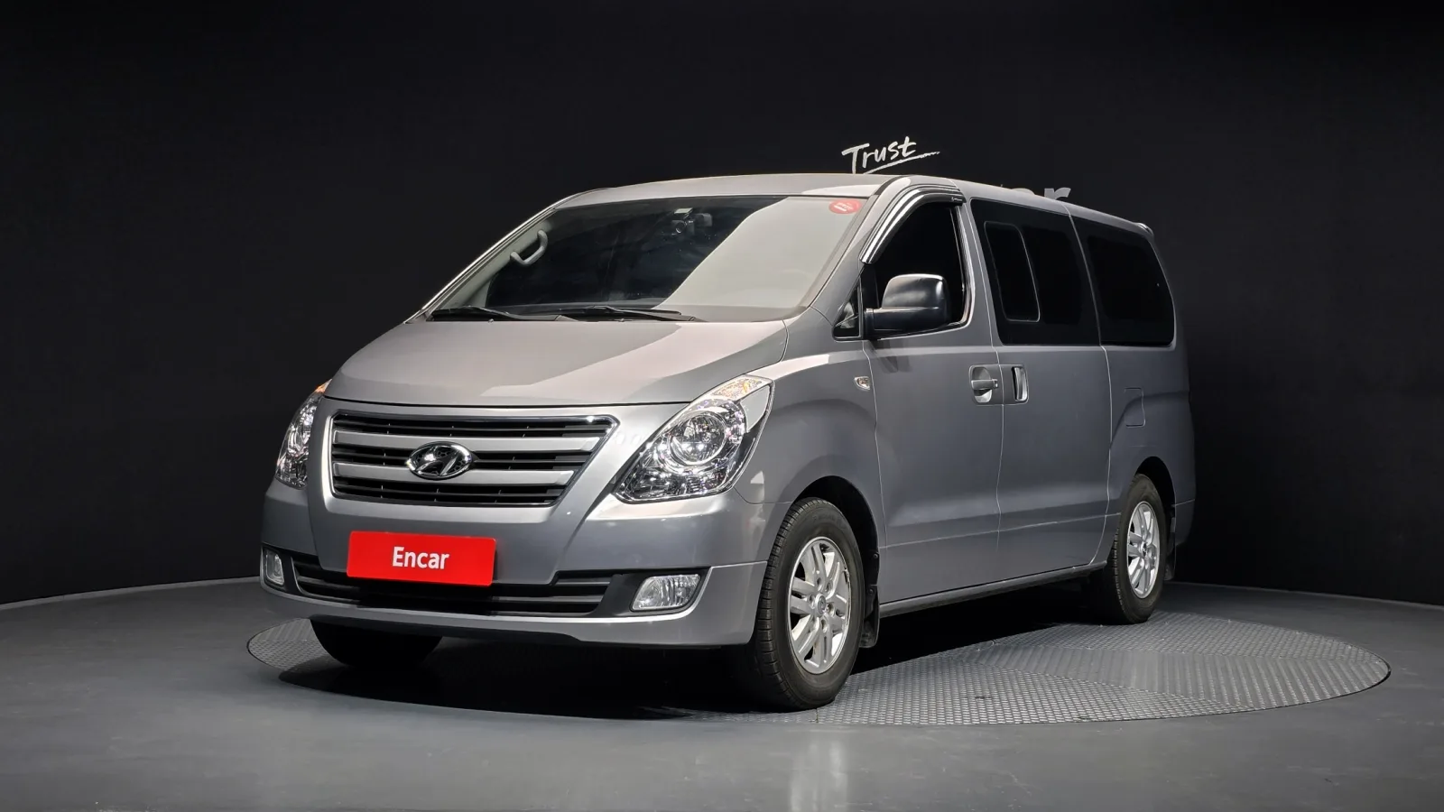 2016 Hyundai Starex