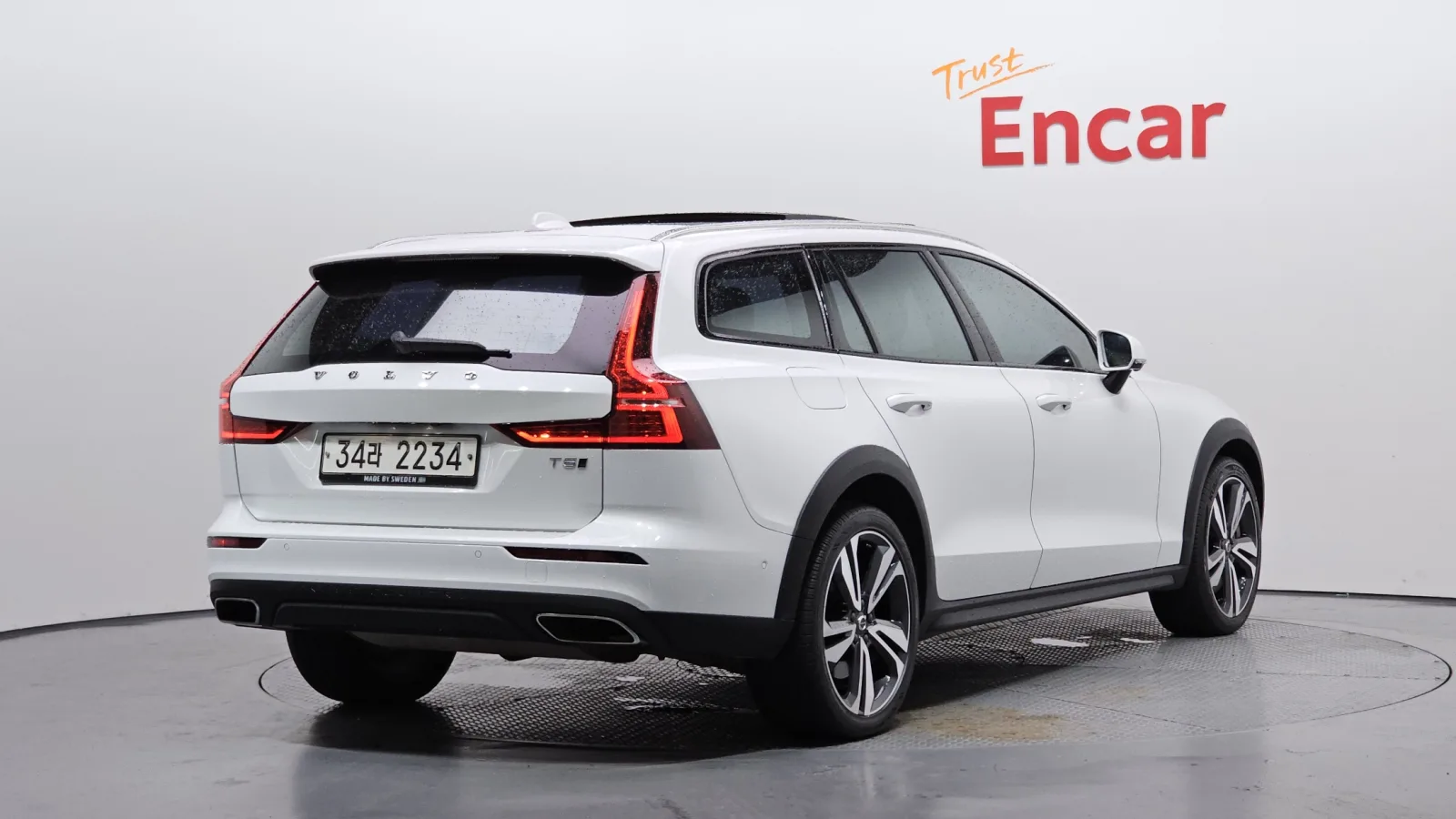 2019 Volvo V60