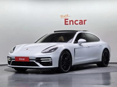 2021 Porsche Panamera