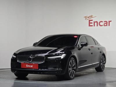 2021 Volvo S90