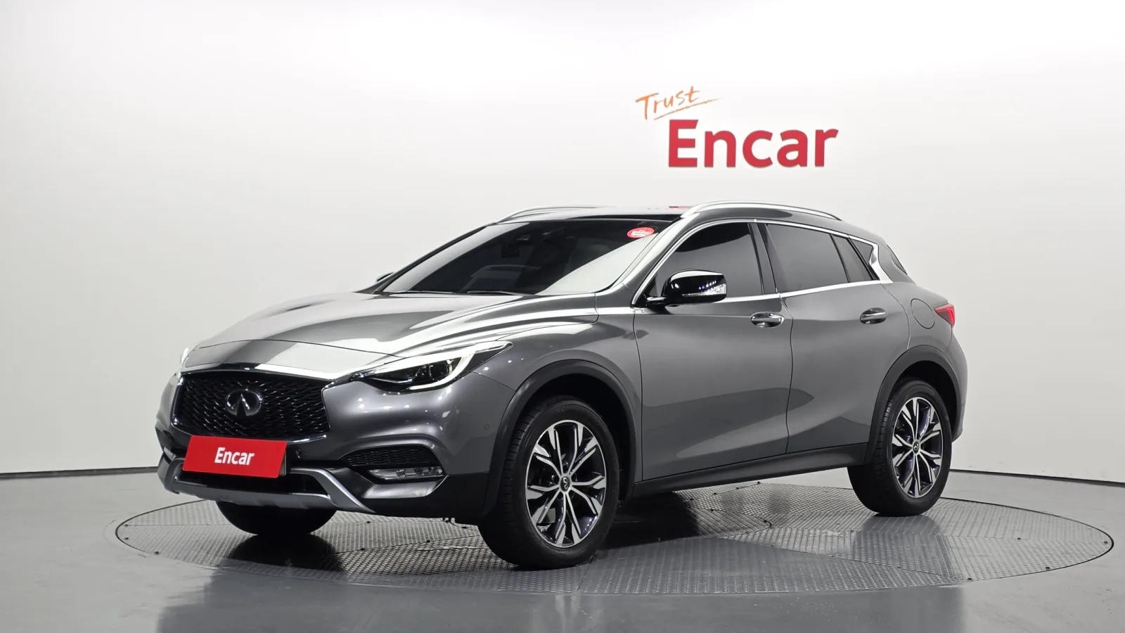 2019 Infiniti QX30
