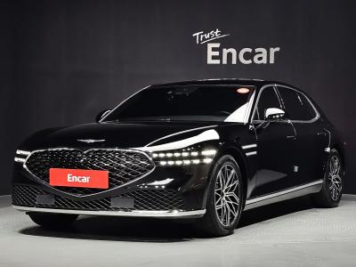 2022 Genesis G90