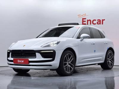 2022 Porsche Macan