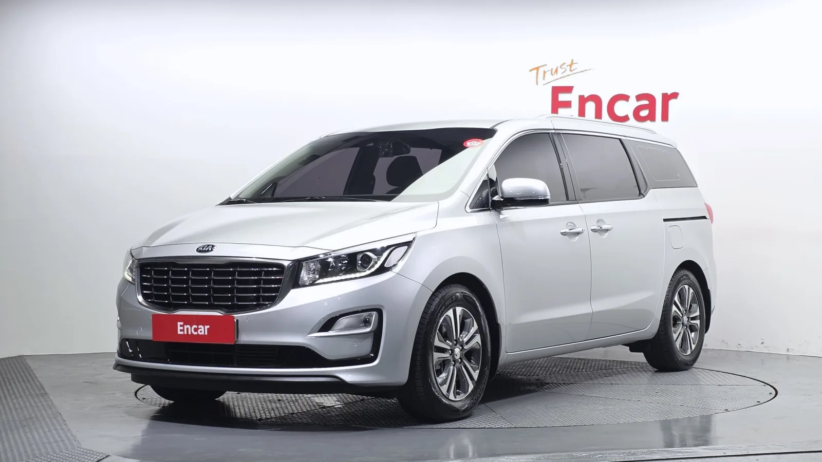 2020 Kia Carnival