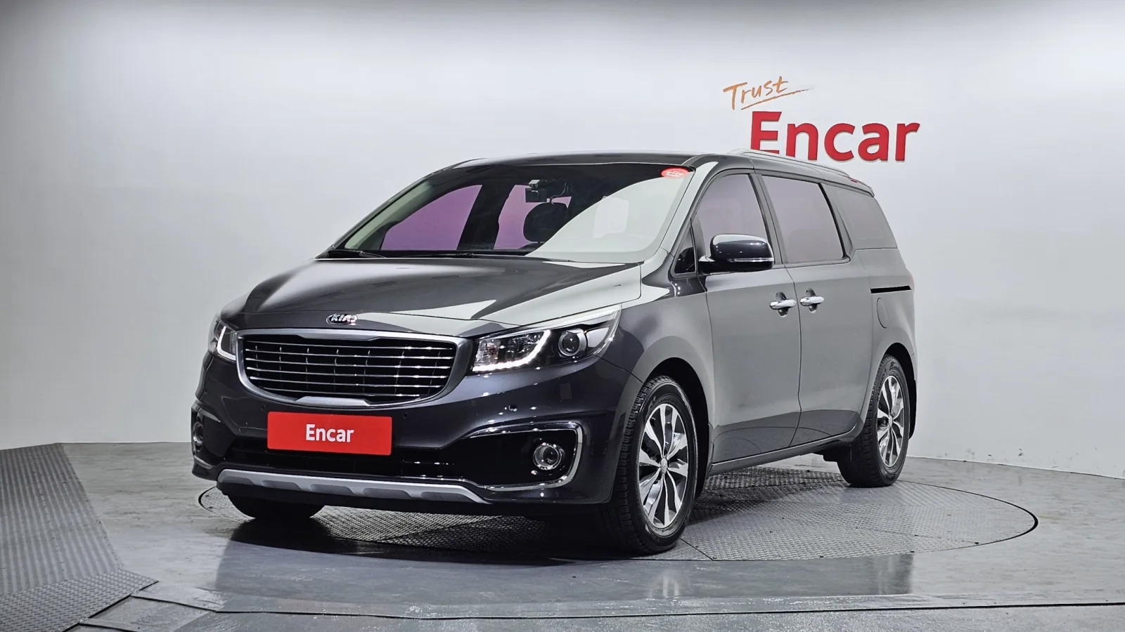 2016 Kia Carnival