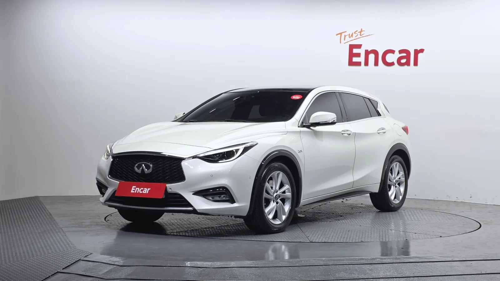 2019 Infiniti Q30