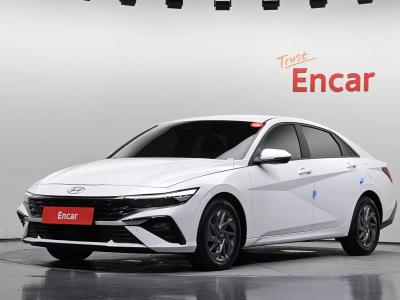 2024 Hyundai Elantra