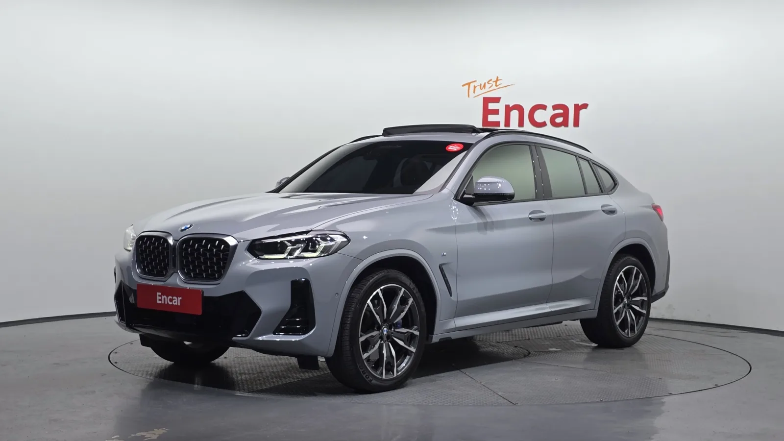 2025 BMW X4