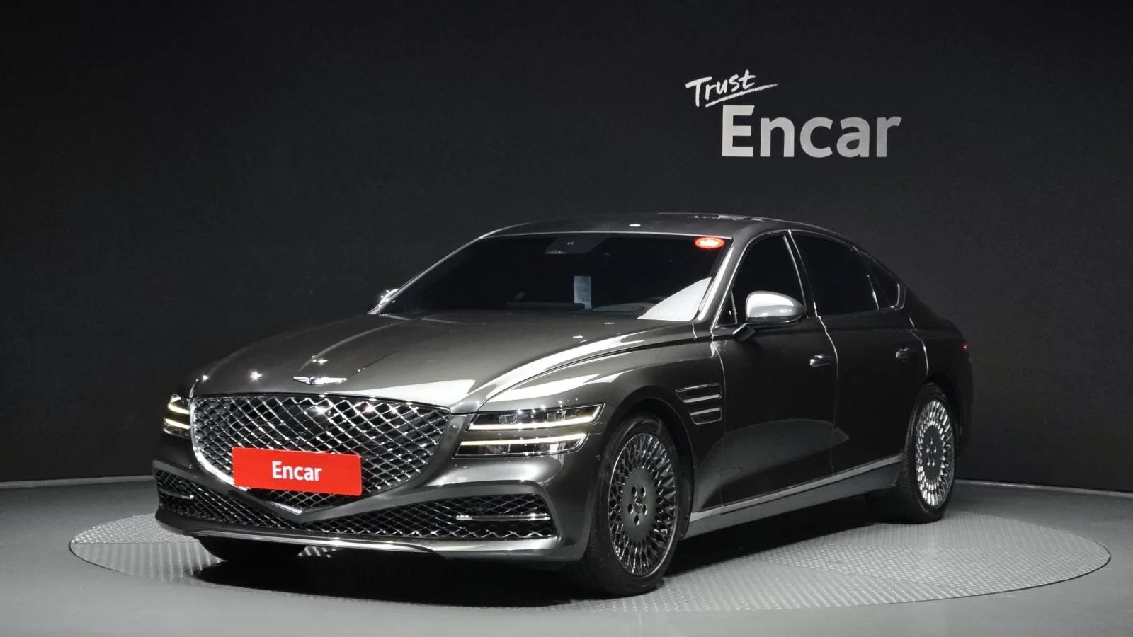 2023 Genesis G80